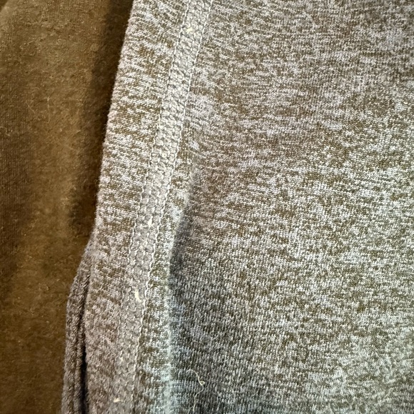 Vuori Performance Joggers - Picture 4 of 4